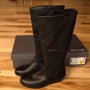 Ecco Waterproof Skyler Wedge Boot- New in Box